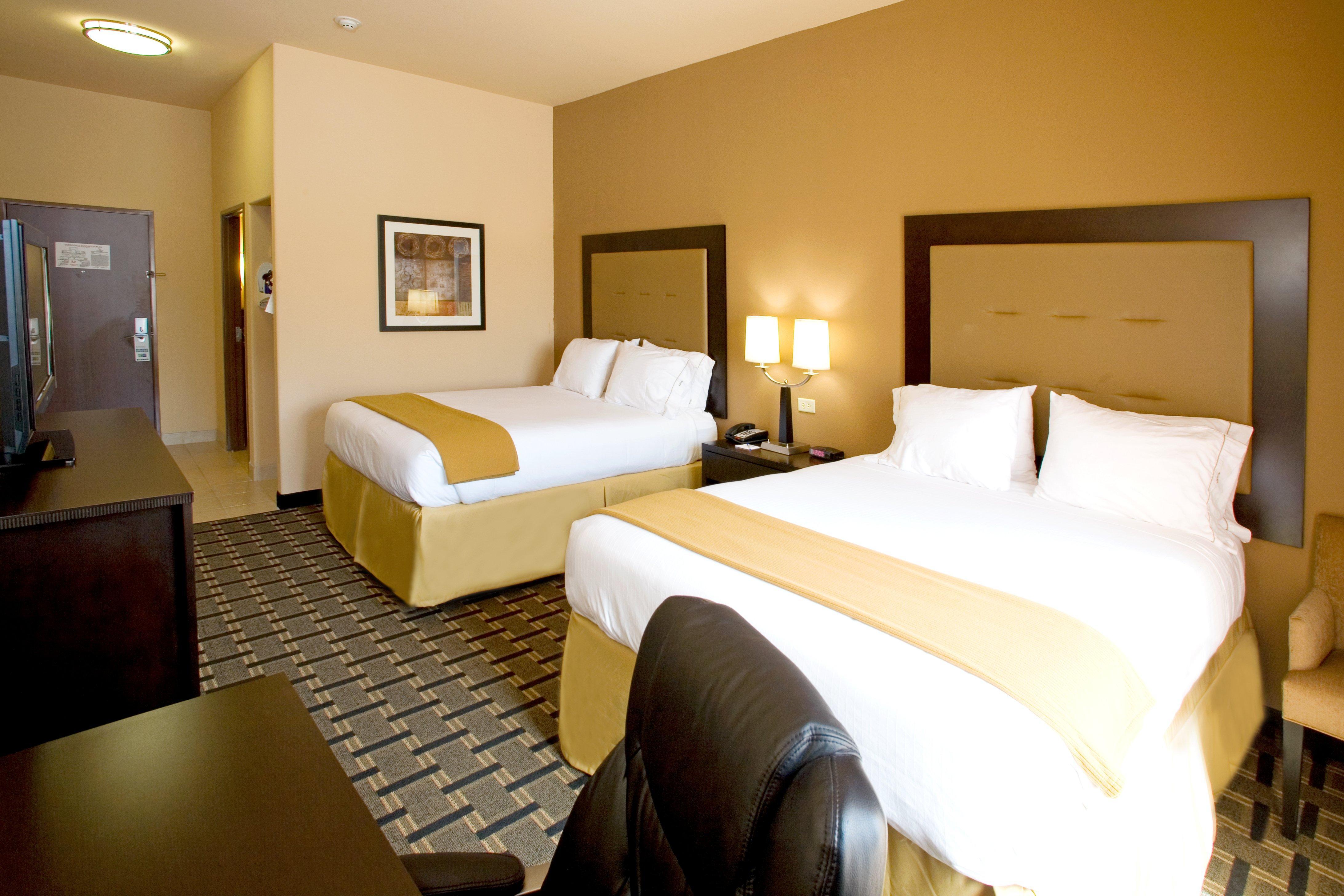 Holiday Inn Express And Suites Beeville By Ihg Room photo